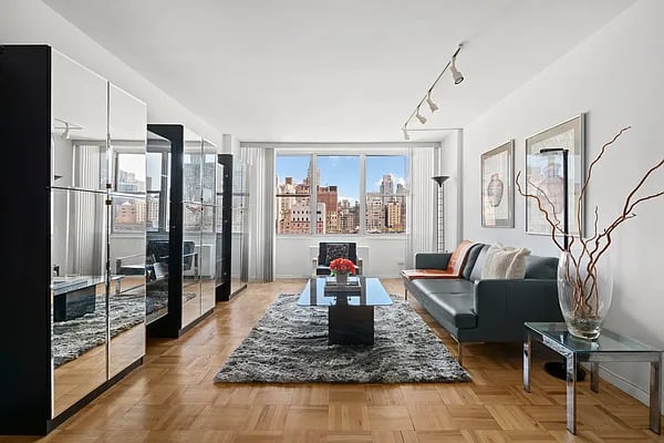 207 East 74th #11B 