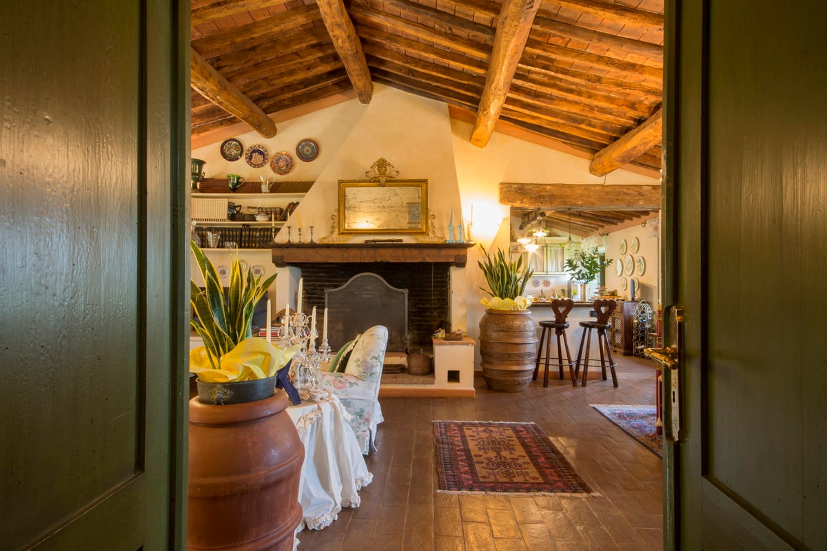 VILLA TOSCANA