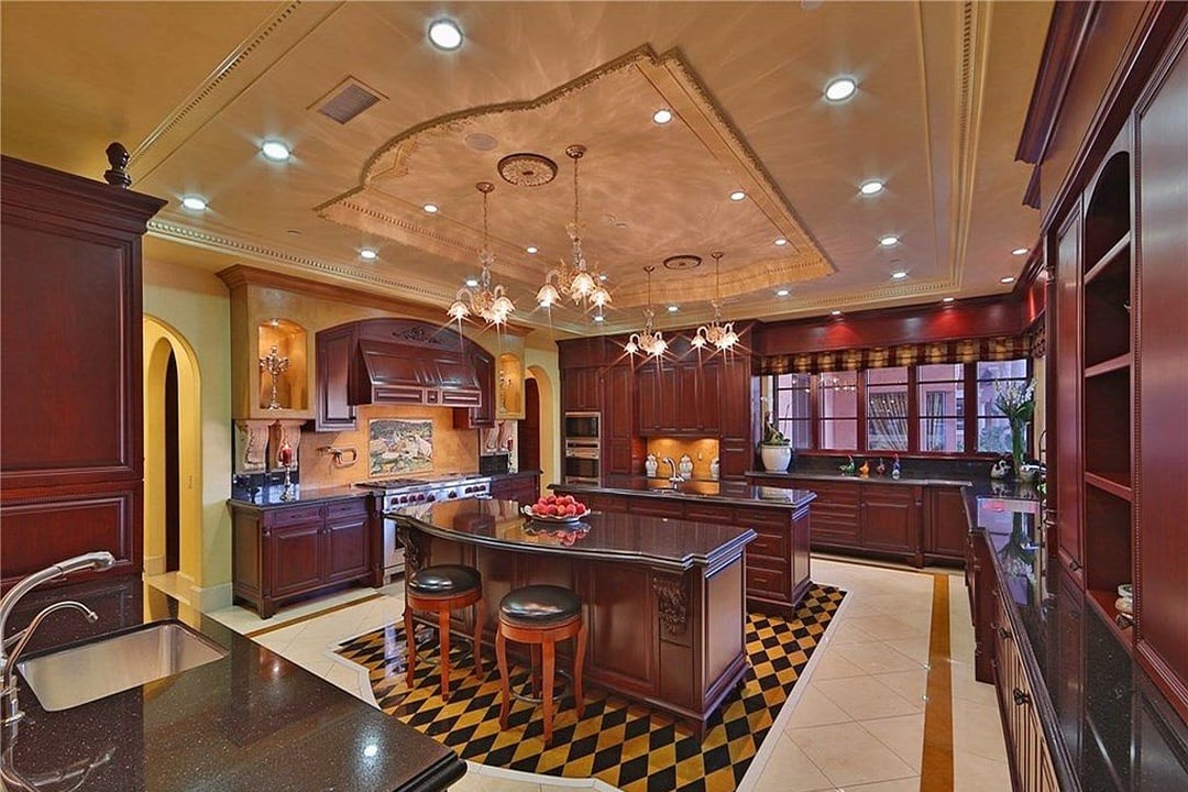 Tranquil Opulent