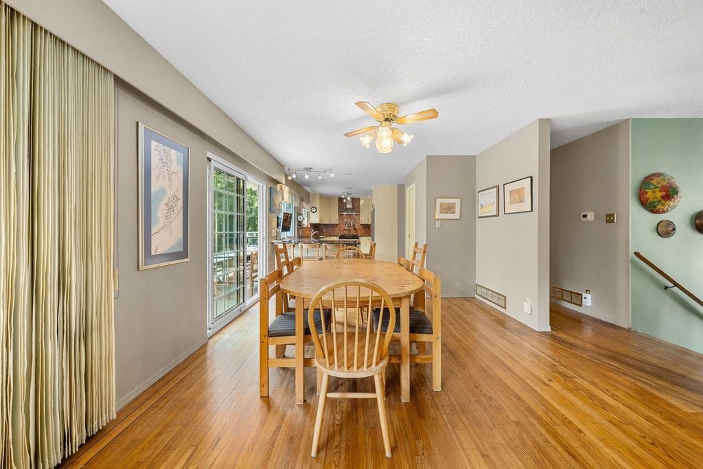 1967 Hyannis Dr
