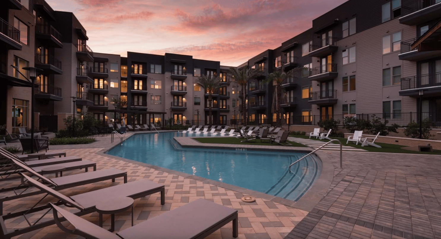 Up to 10 Weeks Free on select units