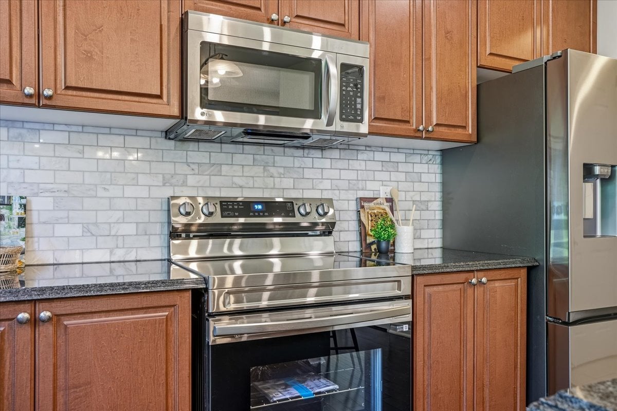 2383 Calloway Dr, Oakville