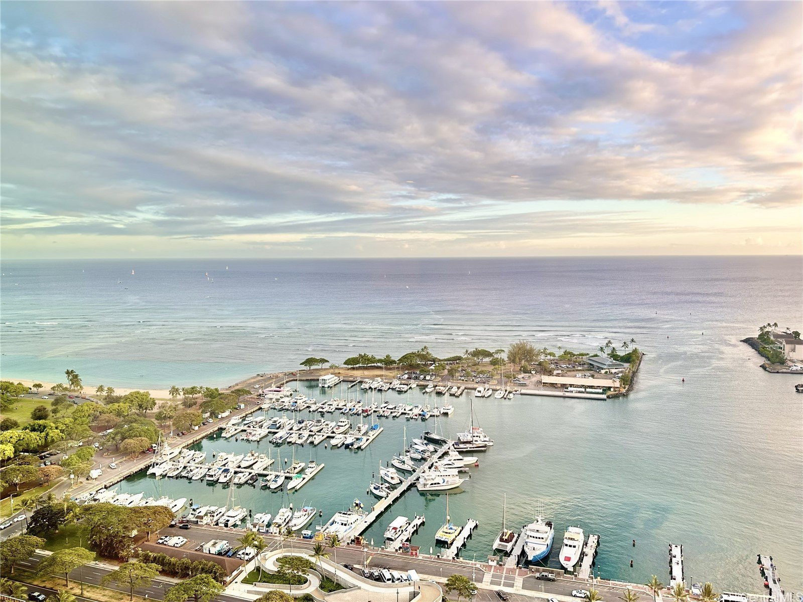 333 Ward Avenue #3501