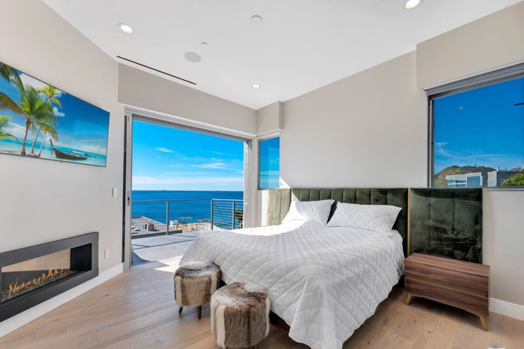 Atlas Heights, Malibu Rd, 90265