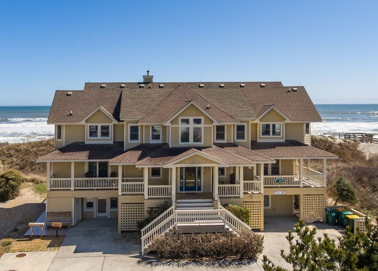 983 Lighthouse Dr