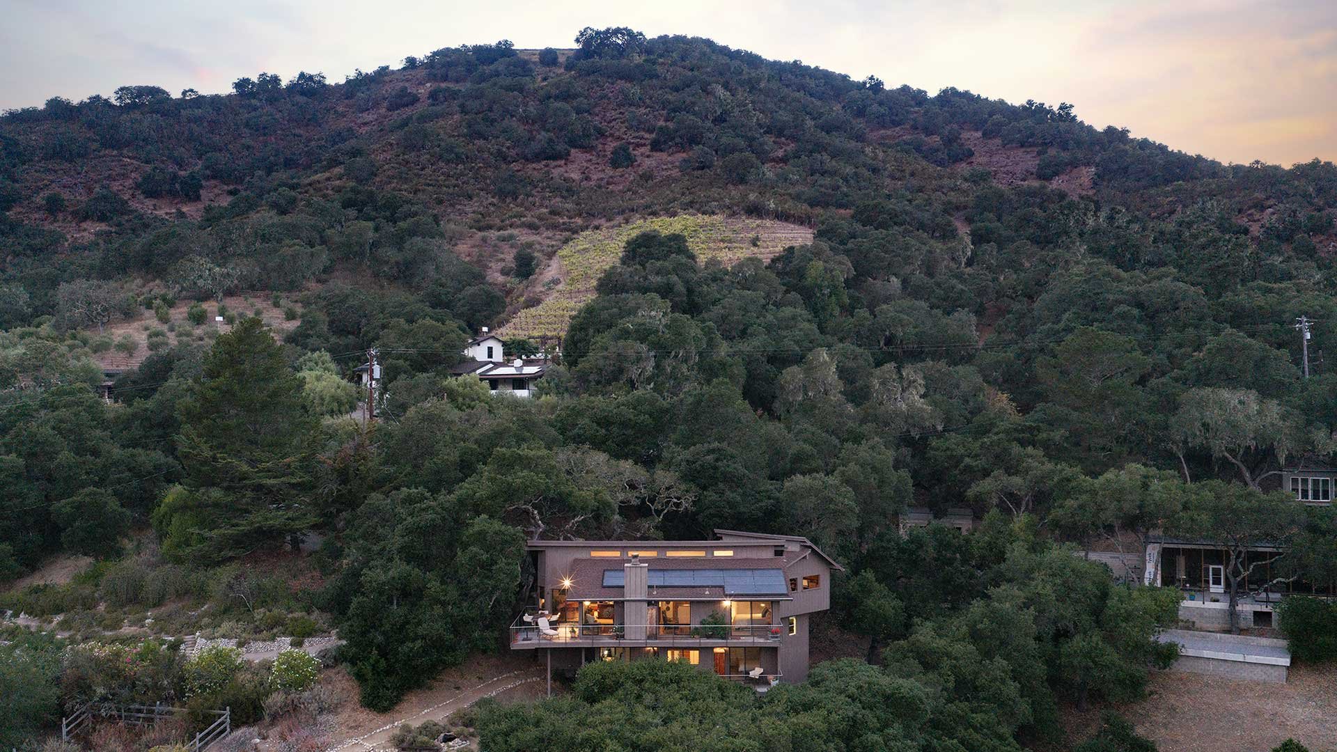 The Valley Hideaway