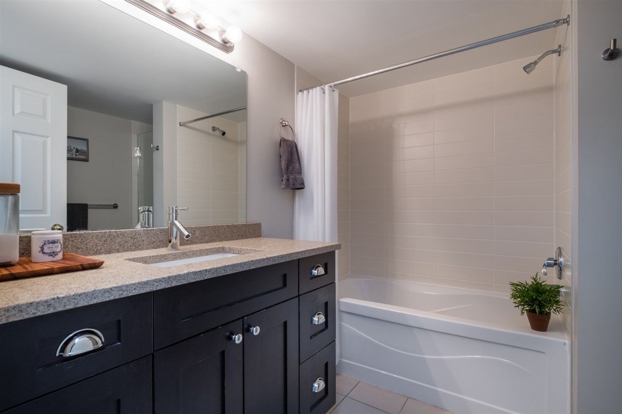 1265 Barclay Street, #1001