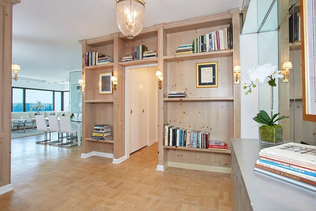 425 East 58th Street #38b