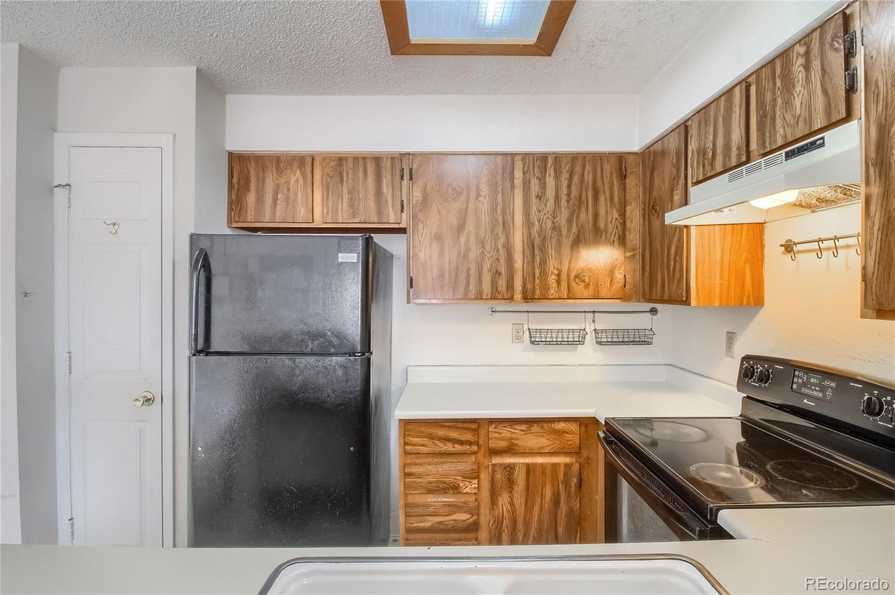 868 S Reed Court Unit# J