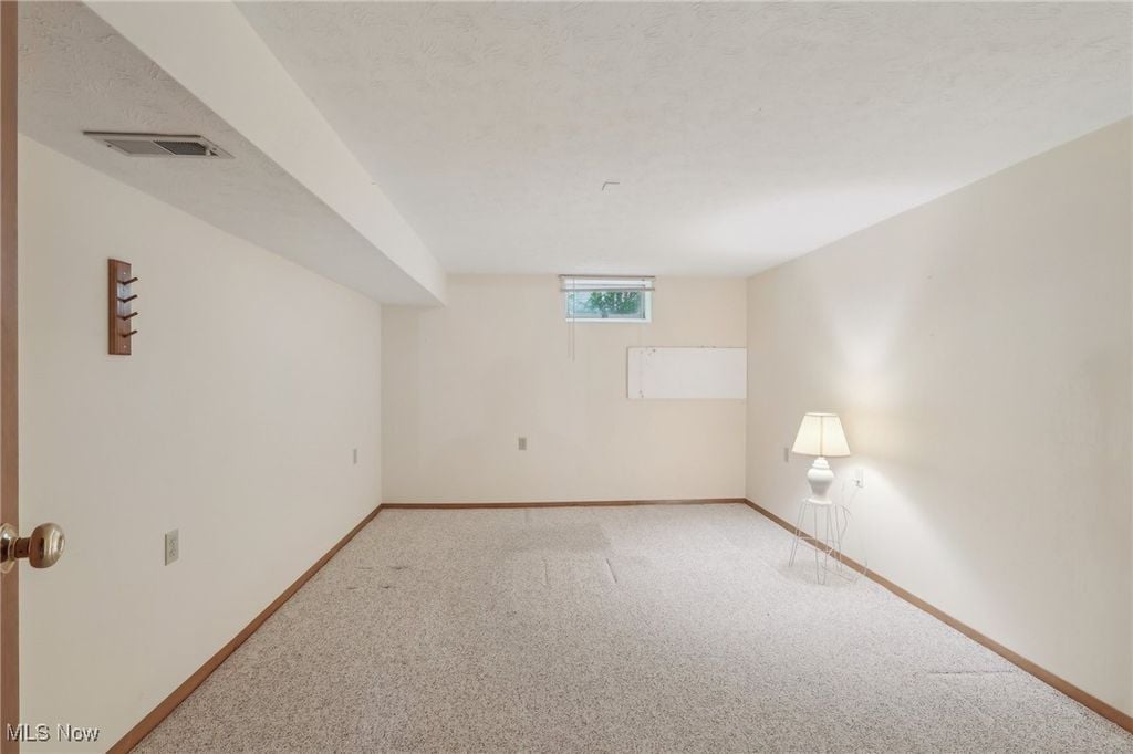 9110 Bernwood Ct