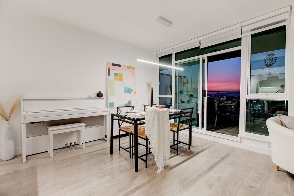 188 E Esplanade, #2205