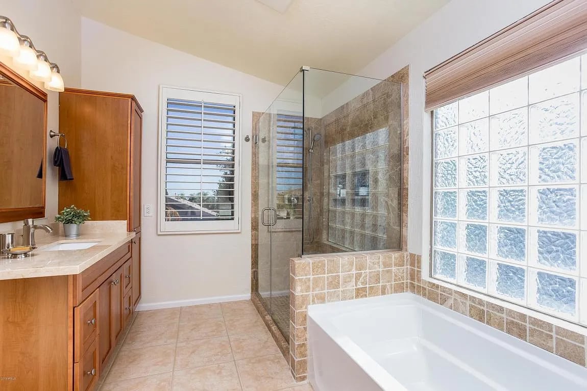 8177 E Rita Dr