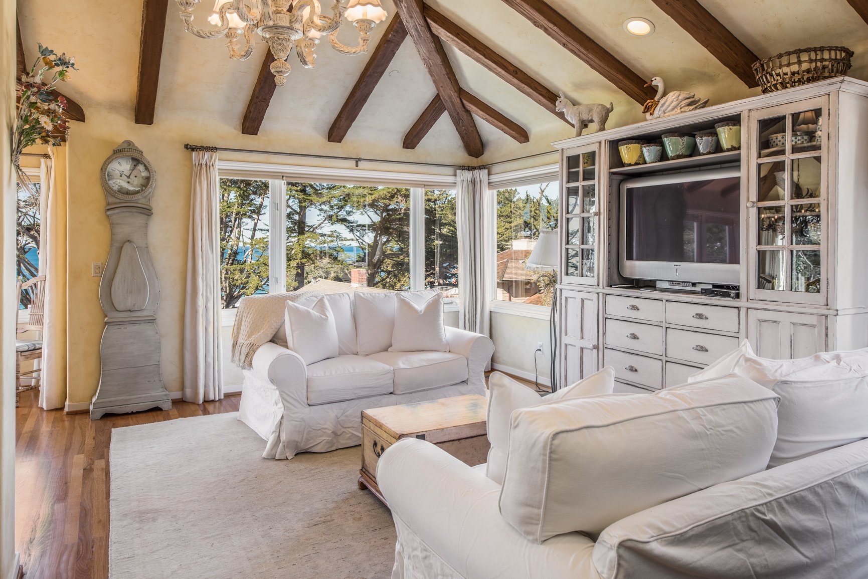 Carmelo Cottage