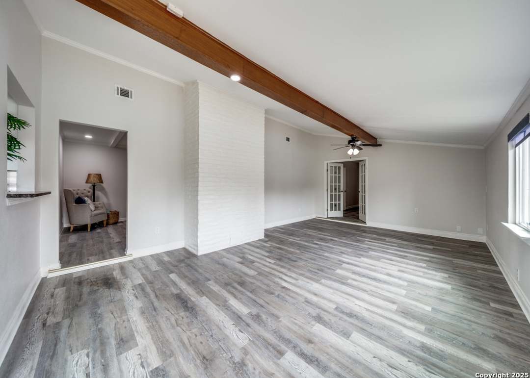 606 Moorside