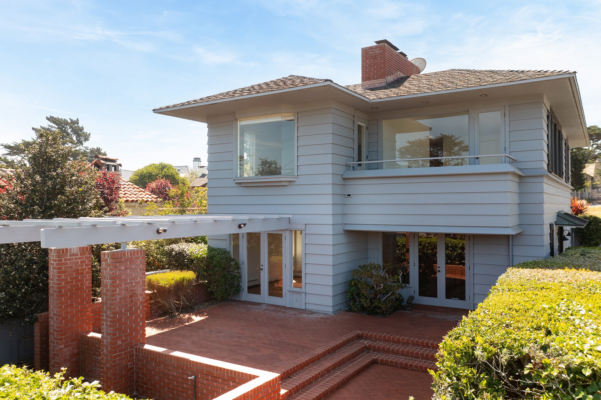 Point of View - 2416 Bay View Ave