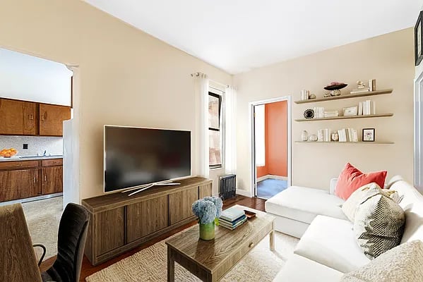 311 East 3rd Street Unit: 28
