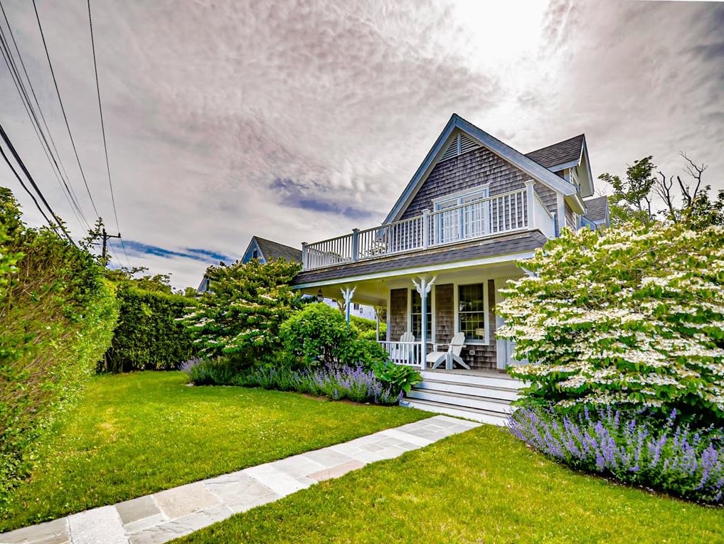 334 Main St