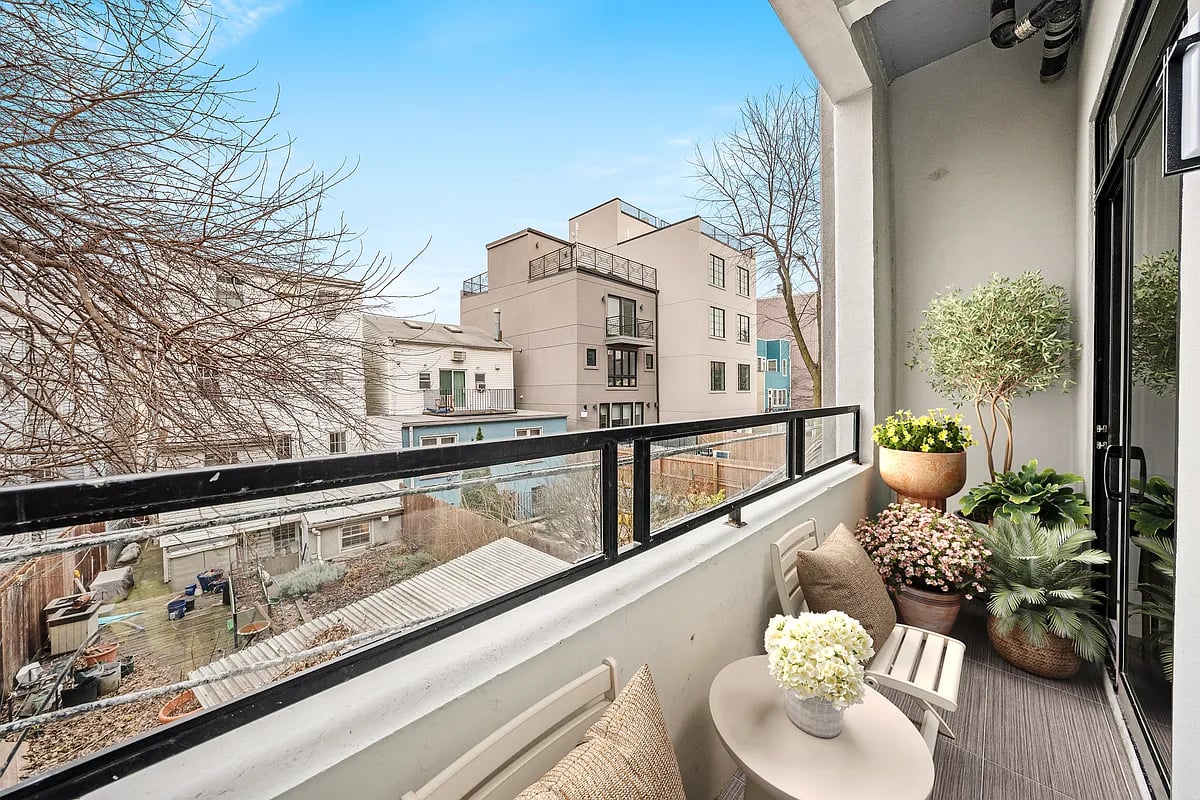 255 18th Street #103