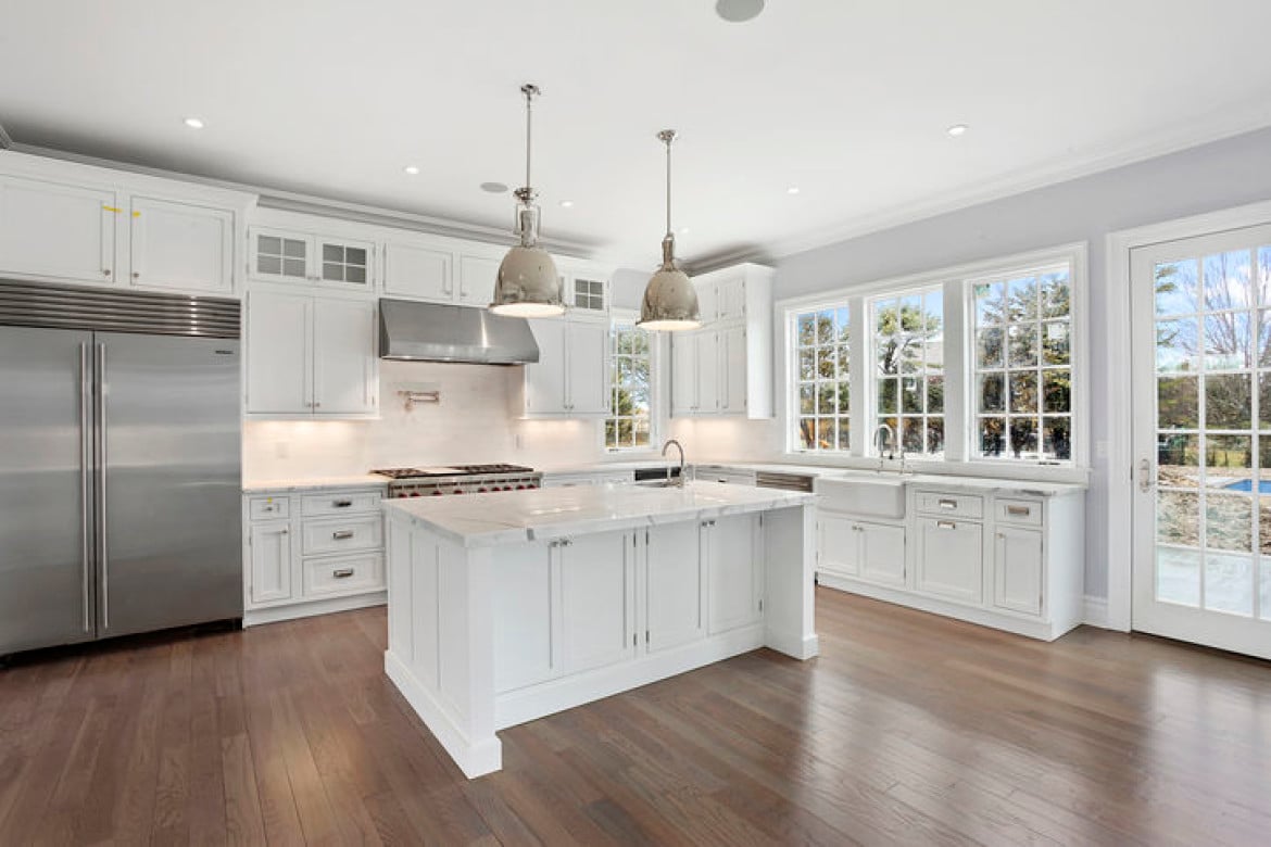 Diamon Court Traditional