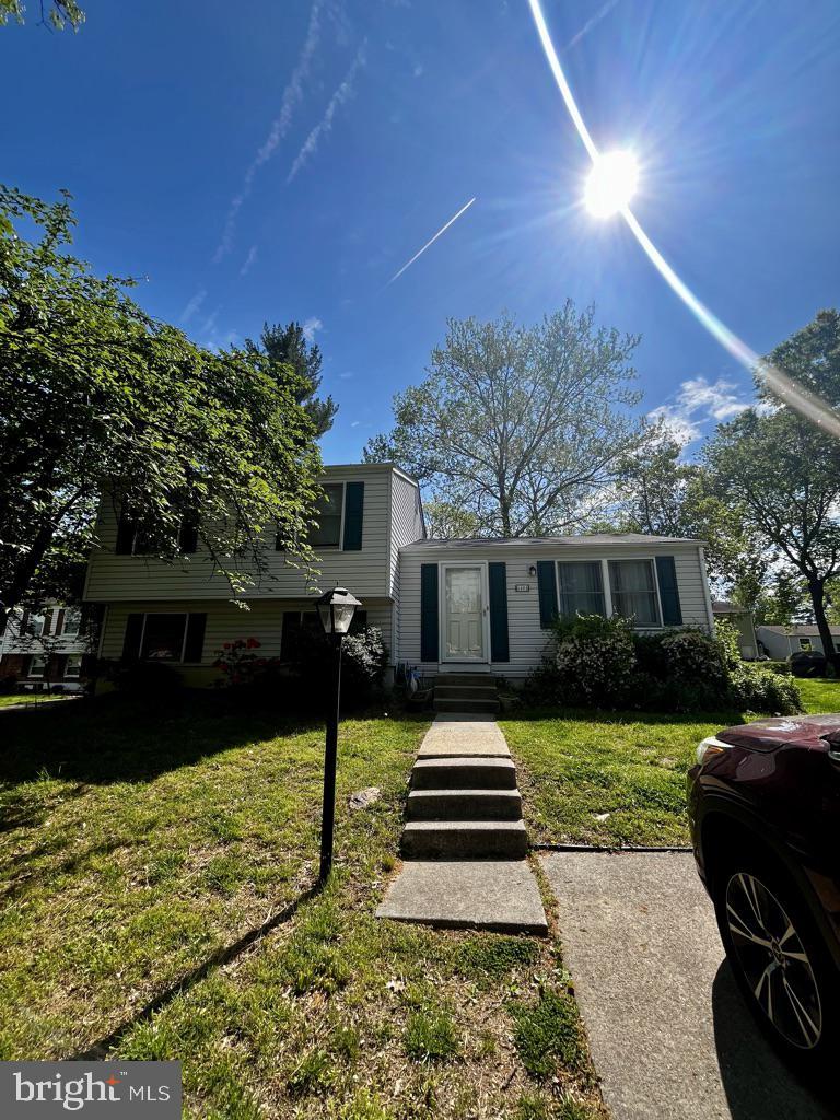 6404 Snowman Ct