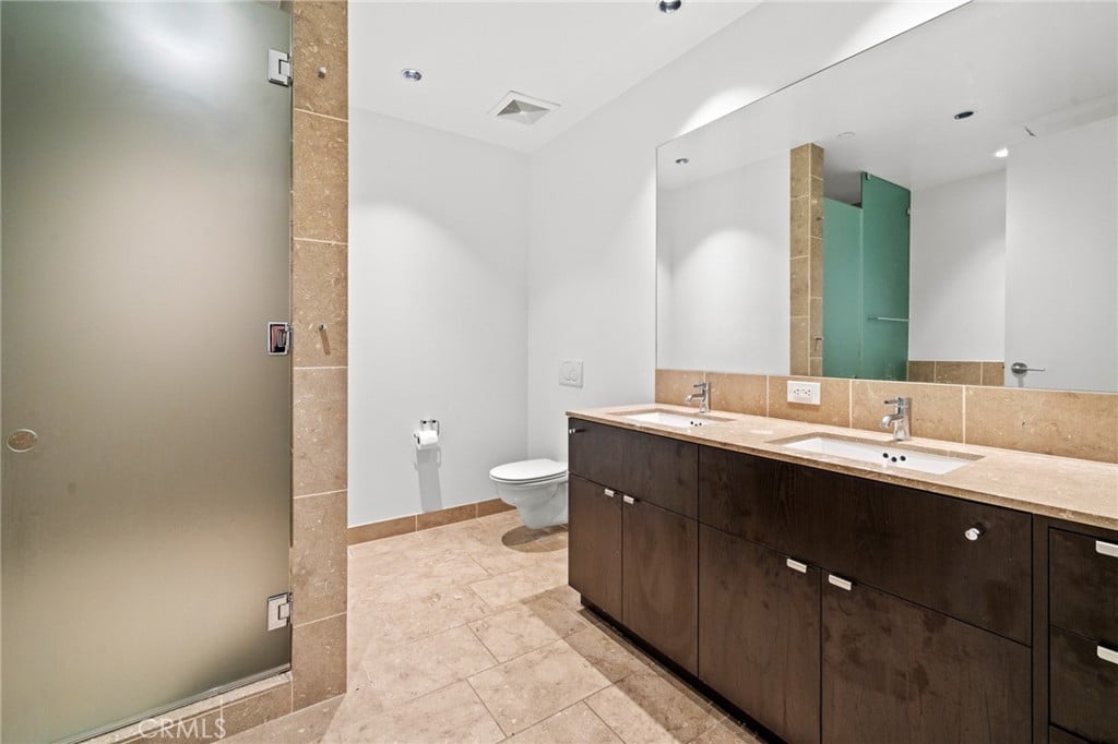 6250 Hollywood Blvd, #4M