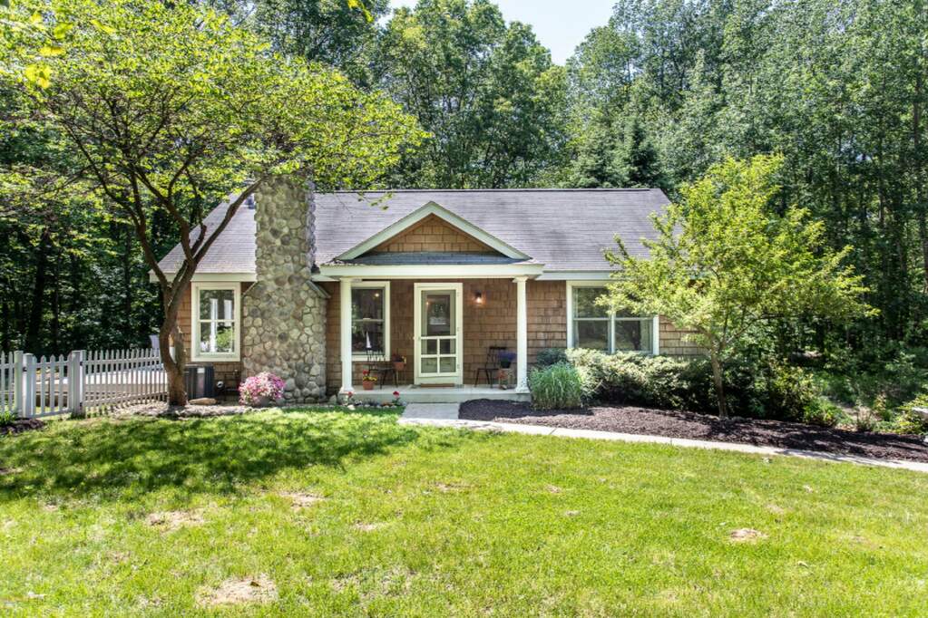 3218 Arbor Ln