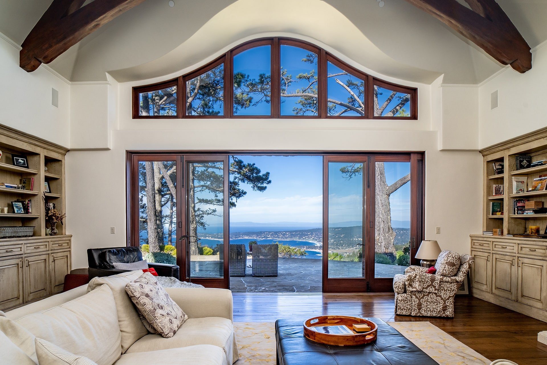 Stunning Peninsula Views - 309 Mt Devon Road