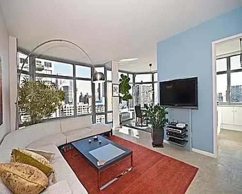 200 East 32nd Street Unit: 23E