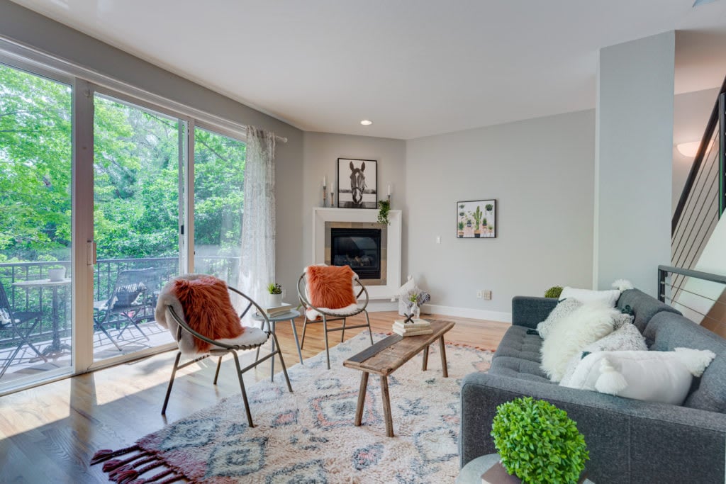 Beautiful Modern Townhome in the Heartbeat of City Park West