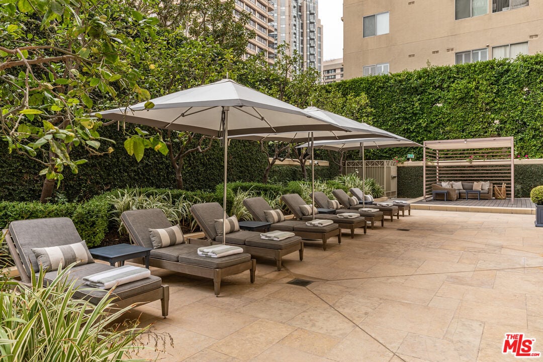 10727 Wilshire Blvd #1805