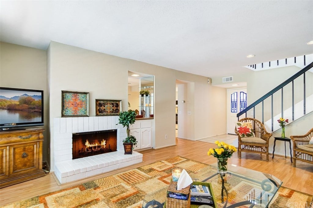 925 Van Ness Ct
