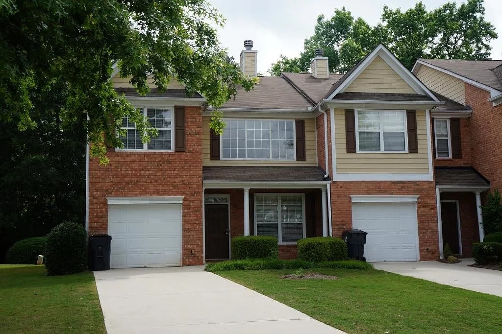 929 Abbey Park Way