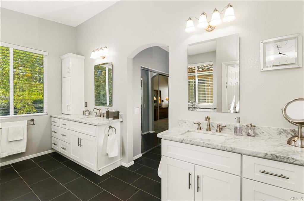 39 Feather Ridge