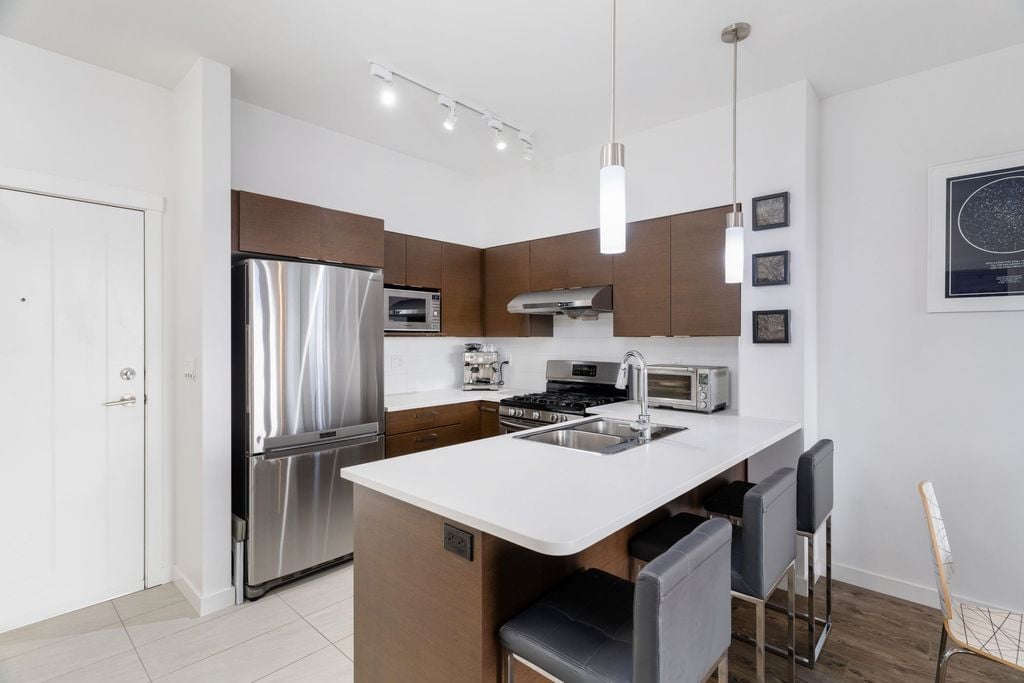 12339 Steveston Hwy, #PH416