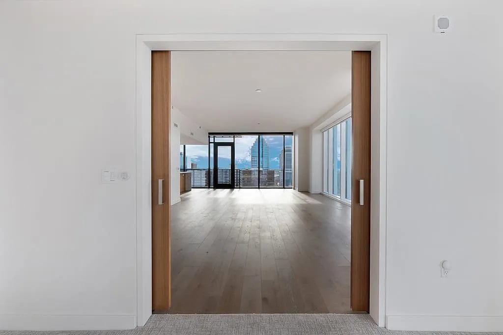 500 J St #1701