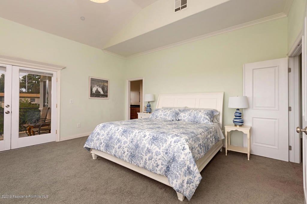 530 Vista Del Llano Dr