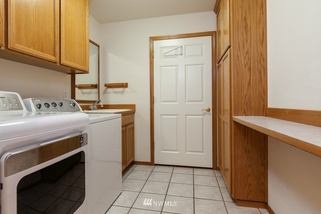 21806 34th Ave W