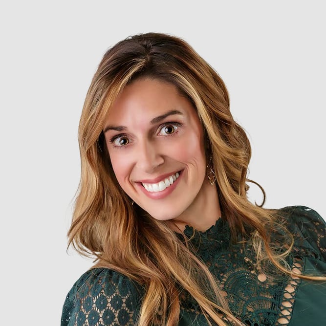 Erica Dupre Houma, LA Estate Agent Headshot