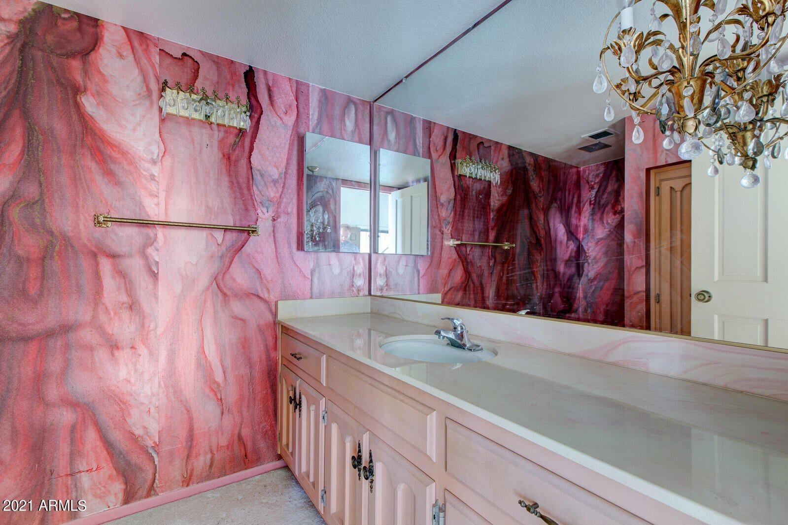 Townhome before renovation