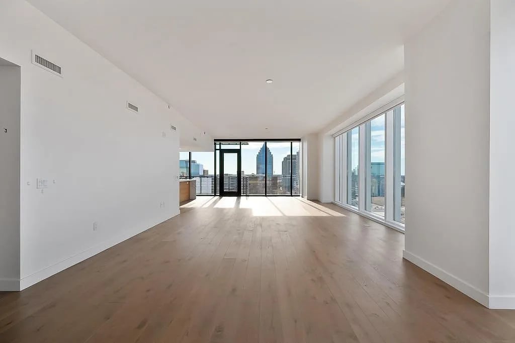 500 J St #1701