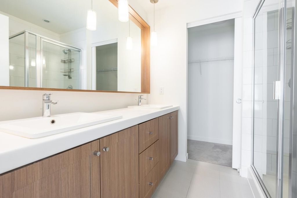 8476 207a St, #86