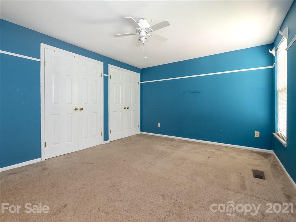4520 Gaynelle Dr