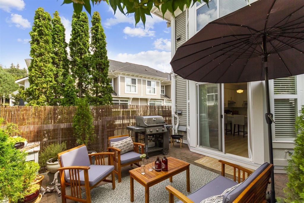 8515 Aquitania Pl
