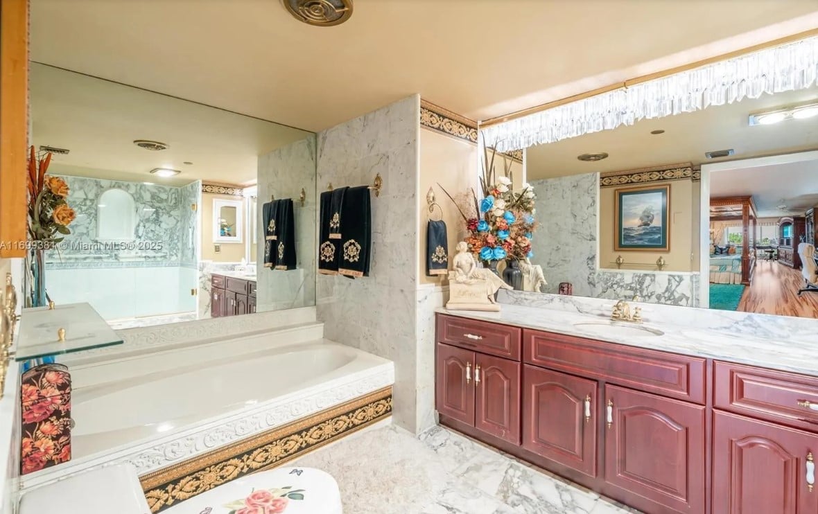 4301 N Ocean Blvd #303A
