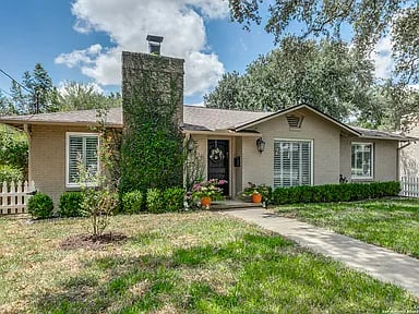 116 W Oakview Pl