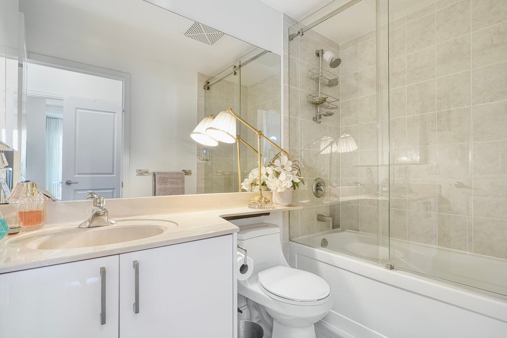 60 Absolute Avenue 1507