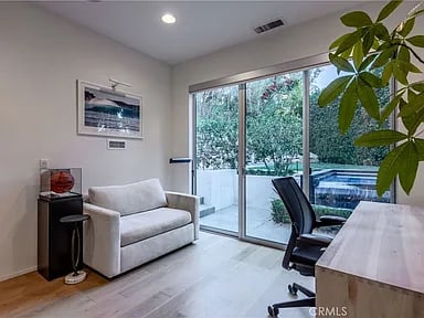 7350 Pacific View Dr