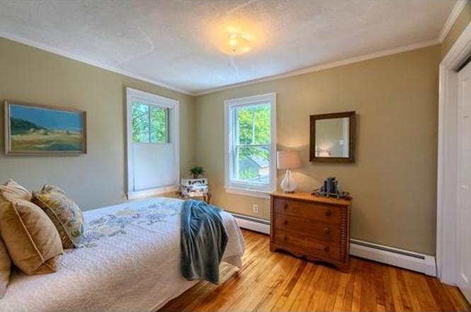 15 Ferry Rd
