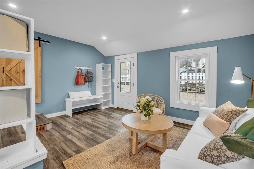 36 Pleasant St