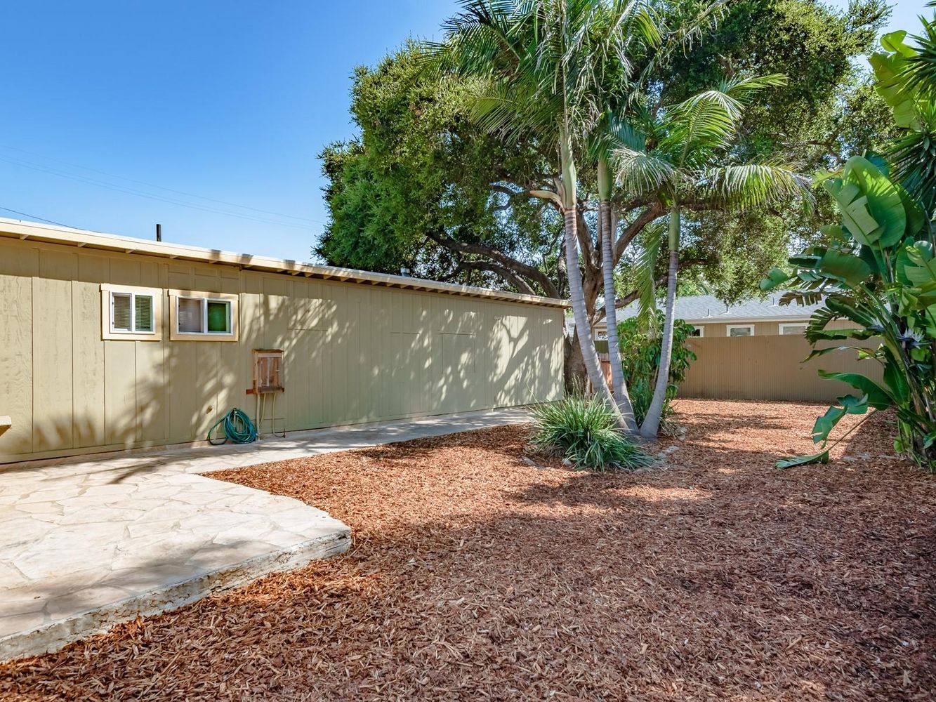 2213 Oak Park Ln